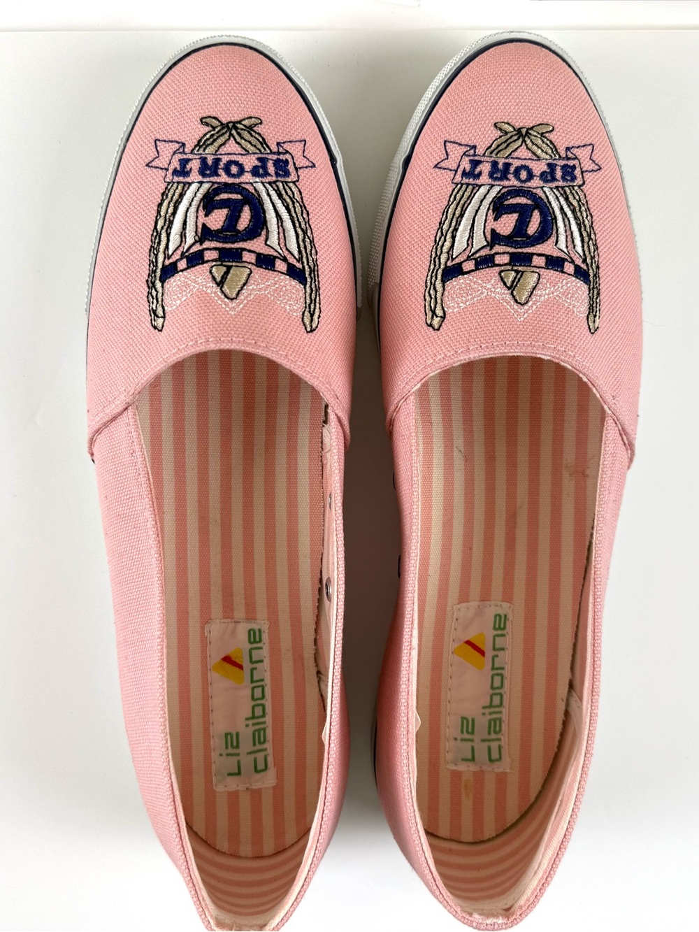 Liz Claiborne pink canvas slip on with blue logo new in box size 8